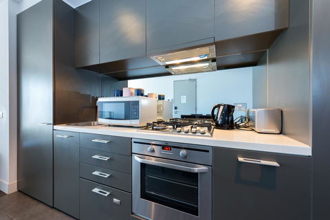 Amazing Accommodations : South Yarra - Tourism Brisbane 35