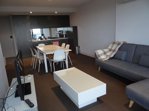 Amazing Accommodations : South Yarra - Tourism Brisbane 8