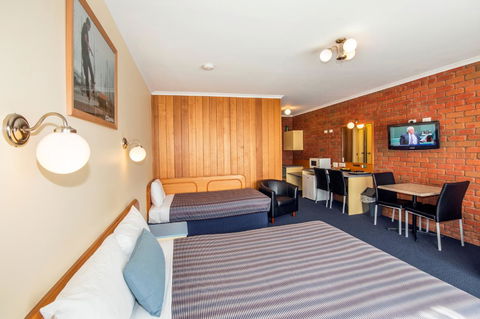 Torquay Tropicana Motel - Tourism Brisbane 27