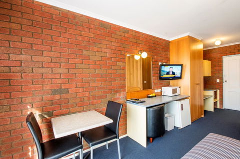 Torquay Tropicana Motel - Tourism Brisbane 28