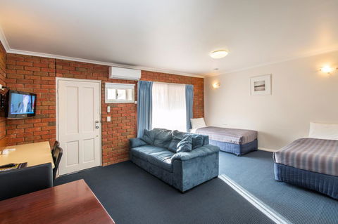 Torquay Tropicana Motel - Tourism Brisbane 30