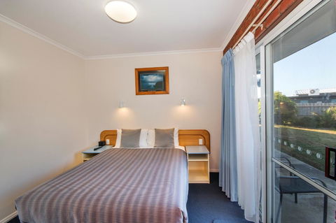 Torquay Tropicana Motel - Tourism Brisbane 20