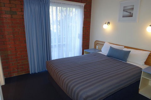 Torquay Tropicana Motel - Tourism Brisbane 19