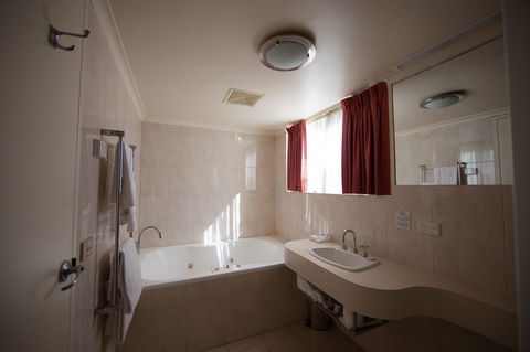 City Reach Motel - Brisbane Tourism 13