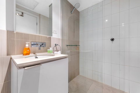 Premier Stays Melbourne - Brisbane Tourism 11