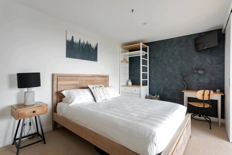 BestView St Kilda Spectacular Sunset Hideaway - Boutique Self-contained Luxury Apartment - Brisbane Tourism 12