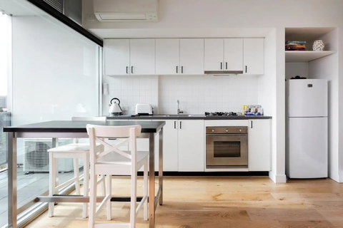 BestView St Kilda Spectacular Sunset Hideaway - Boutique Self-contained Luxury Apartment - Brisbane Tourism 10