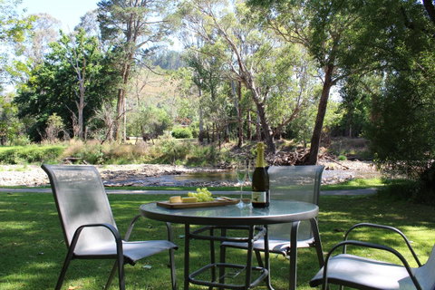 Goldfield Holiday Units - Brisbane Tourism 22