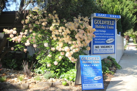 Goldfield Holiday Units - Brisbane Tourism 29