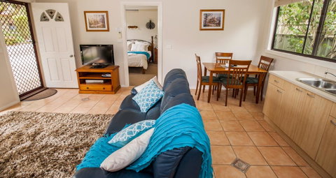 Goldfield Holiday Units - Brisbane Tourism 17