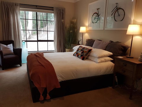 Tangenong Cottages - Brisbane Tourism 3