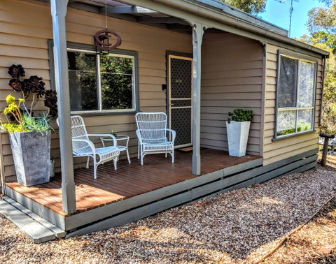 Tangenong Cottages - Brisbane Tourism 2