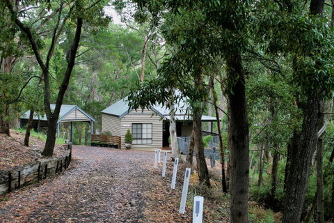 Tangenong Cottages - Brisbane Tourism 16