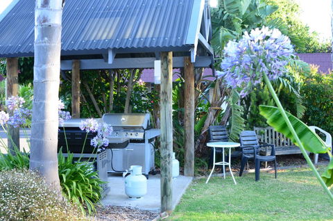 Tropicana Motor Inn - Tourism Brisbane 18