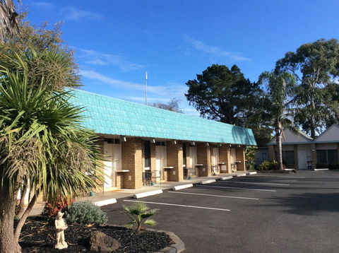Tropicana Motor Inn - Tourism Brisbane 38