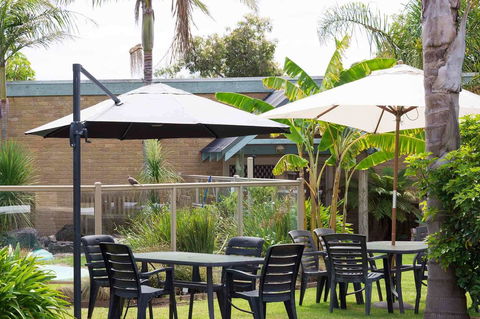 Tropicana Motor Inn - Tourism Brisbane 40