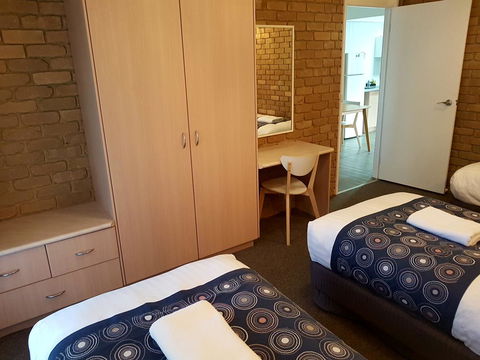 Tropicana Motor Inn - Tourism Brisbane 29