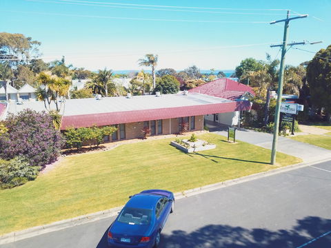 Tropicana Motor Inn - Tourism Brisbane 17