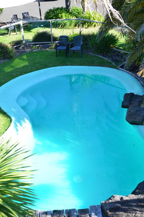 Tropicana Motor Inn - Tourism Brisbane 1