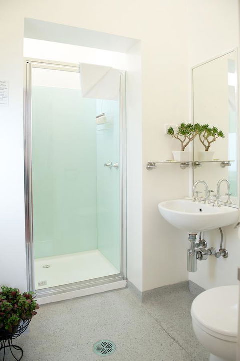 Hotel Claremont Guest House - Tourism Brisbane 36