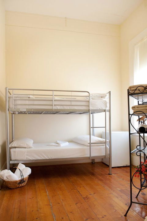Hotel Claremont Guest House - Tourism Brisbane 41