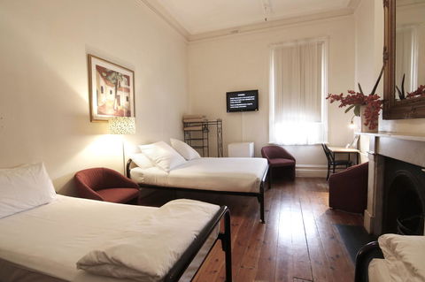 Hotel Claremont Guest House - Tourism Brisbane 28
