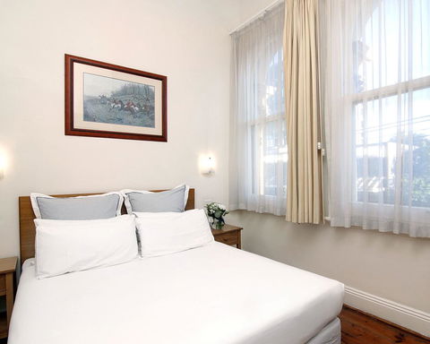 Hotel Claremont Guest House - Tourism Brisbane 6