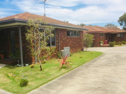 Avilla By The Bay - Tourism Brisbane 3