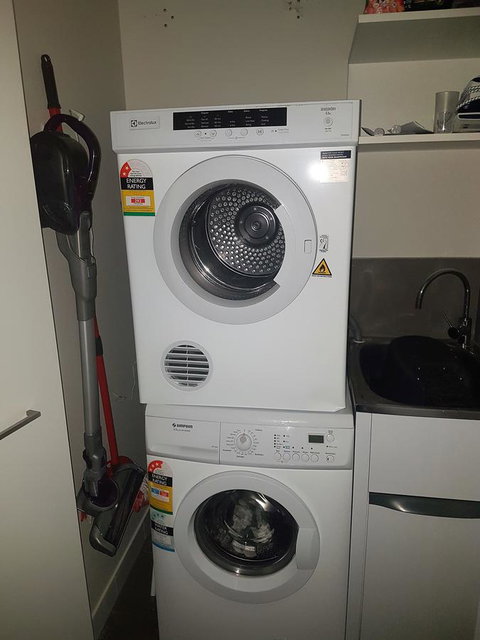 Southbank Short Stay Apartment - Brisbane Tourism 1