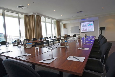 Clarion Suites Gateway - Brisbane Tourism 26