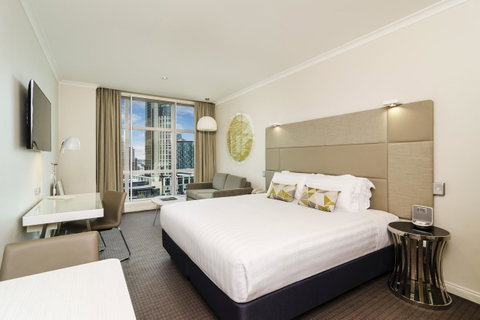 Clarion Suites Gateway - Brisbane Tourism 11