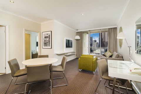 Clarion Suites Gateway - Brisbane Tourism 9