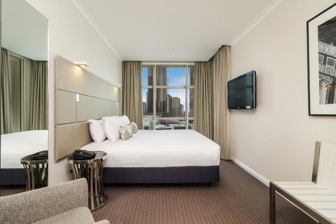 Clarion Suites Gateway - Brisbane Tourism 10