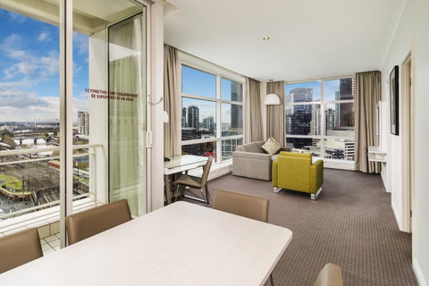 Clarion Suites Gateway - Brisbane Tourism 0