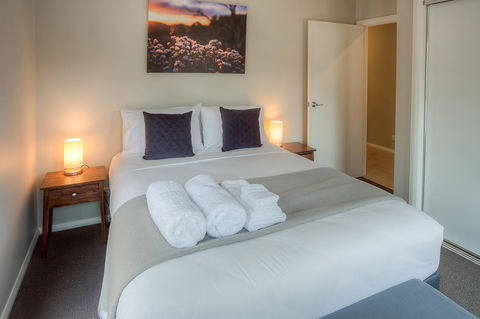 Luxury Abalina Cottages - Tourism Brisbane 9