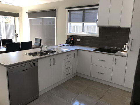 Luxury Abalina Cottages - Tourism Brisbane 18
