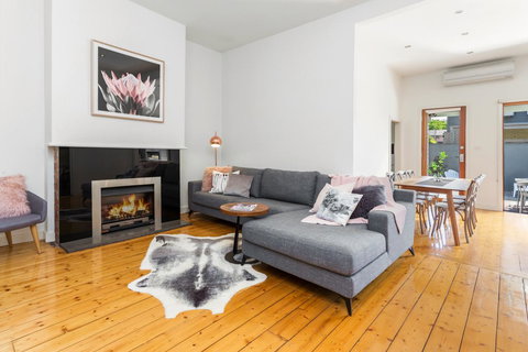 Central Bendigo Cottage, Walk To Everywhere!! - Tourism Brisbane 0