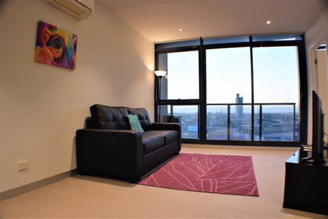 Royal Stays Apartments Melbourne- Southbank - Brisbane Tourism 13
