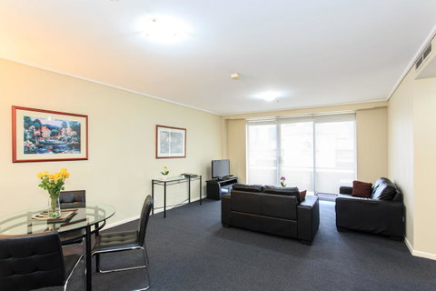 Paramount Apartments Melbourne - Brisbane Tourism 40