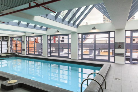 Paramount Apartments Melbourne - Brisbane Tourism 1