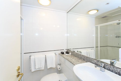 Paramount Apartments Melbourne - Brisbane Tourism 12