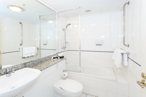 Paramount Apartments Melbourne - Brisbane Tourism 3