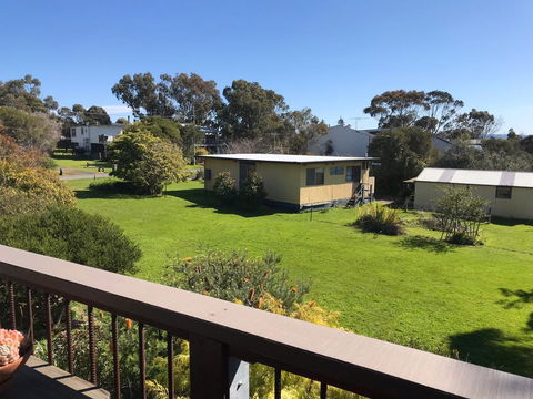 Aloha Ha Phillip Island - Tourism Brisbane 10