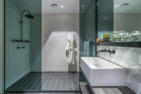 Peppers Docklands - Tourism Brisbane 20