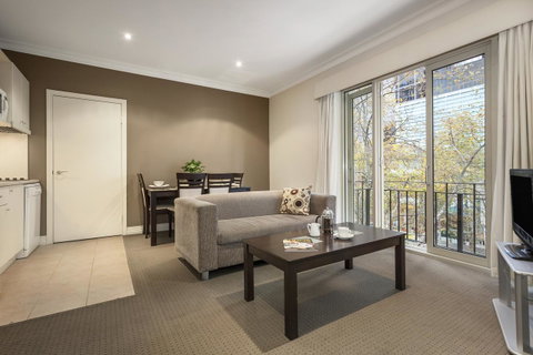Comfort Hotel Melbourne Central - Brisbane Tourism 9