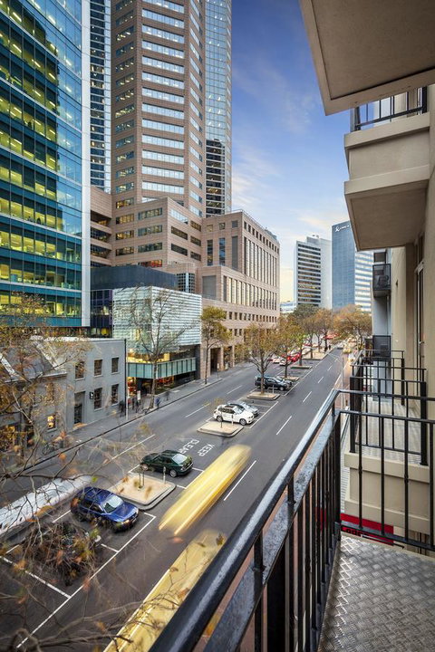 Comfort Hotel Melbourne Central - Brisbane Tourism 14