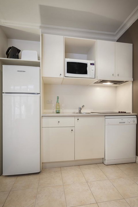 Comfort Hotel Melbourne Central - Brisbane Tourism 15