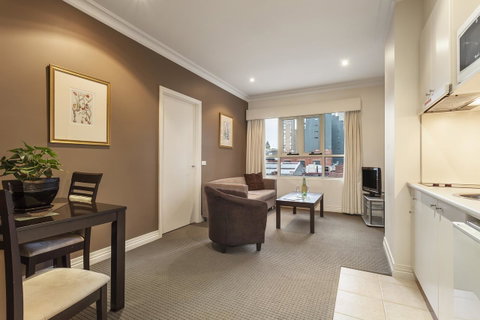 Comfort Hotel Melbourne Central - Brisbane Tourism 12