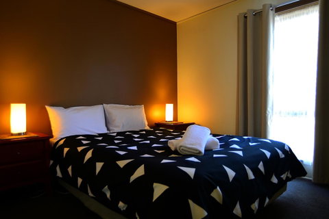 Executive Hideaway - Brisbane Tourism 3