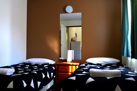 Executive Hideaway - Brisbane Tourism 5